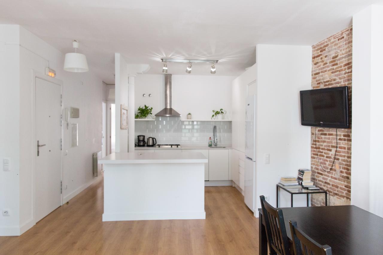 Central Apartment บาร์เซโลนา ภายนอก รูปภาพ