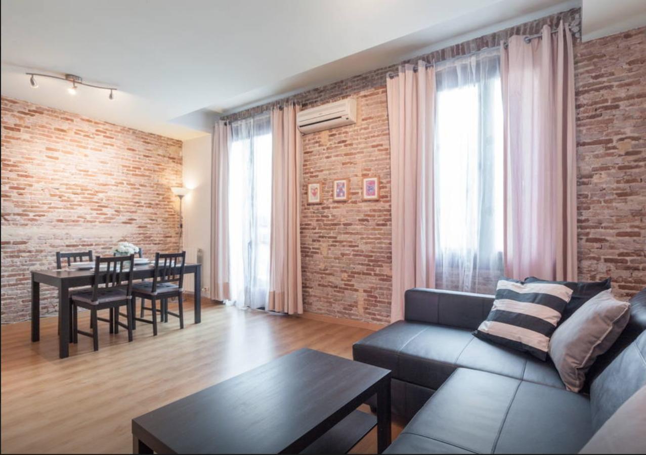 Central Apartment บาร์เซโลนา ภายนอก รูปภาพ